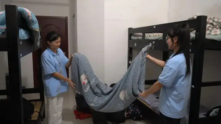 新学期 新希望|我们开学啦!塘栖校区开学报到!(图10) 新学期 新希望|我们开学啦!塘栖校区开学报到!(图10)