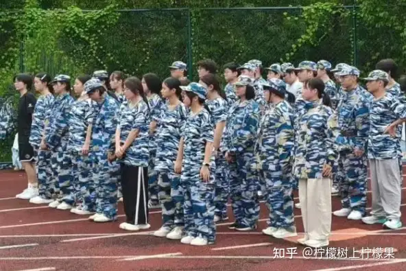 【活力校园】向阳而生行且远 肩负轻风共凌云 | 建筑装饰技术/幼儿保育2502班级风采展！(图5)