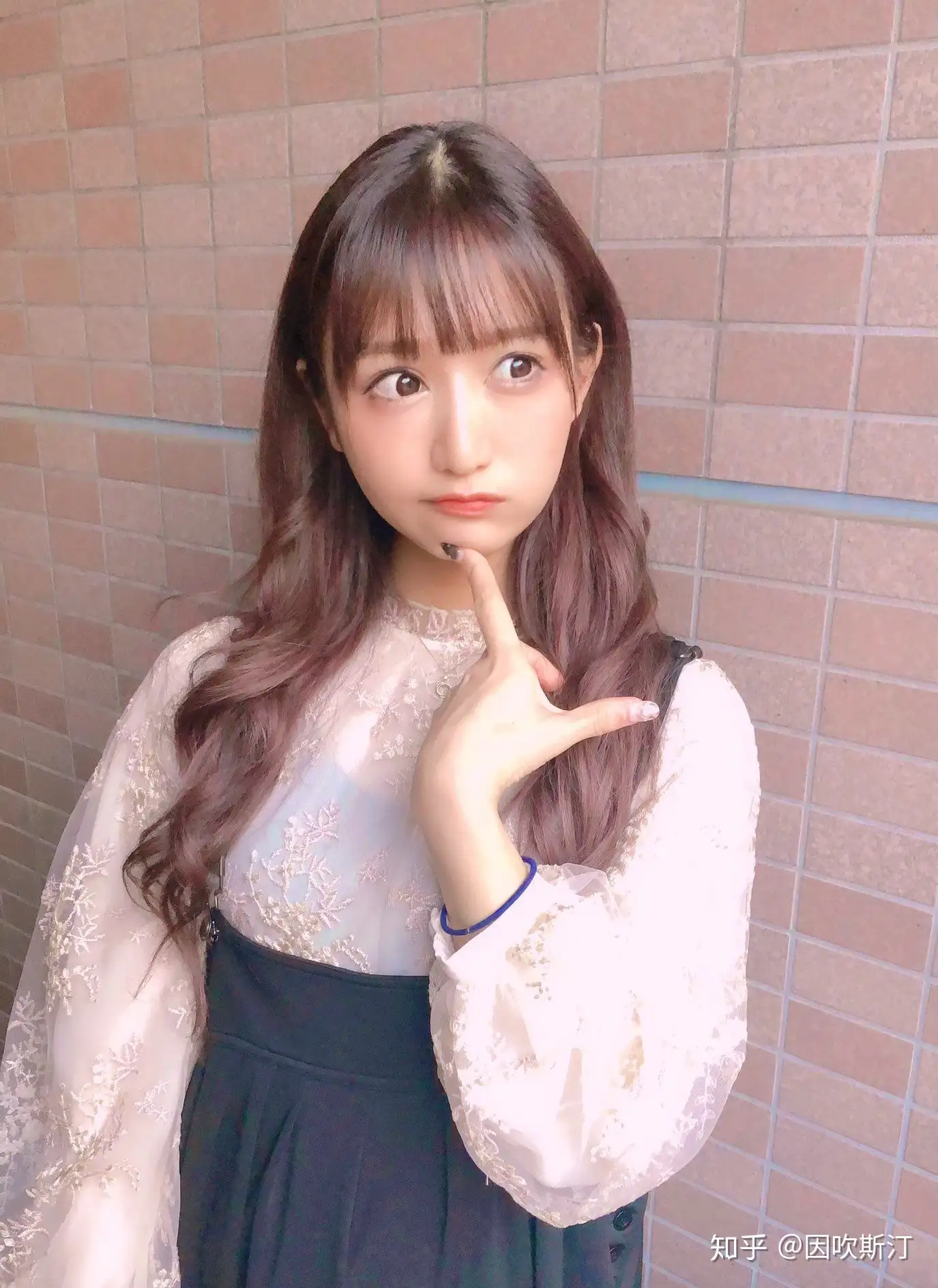 为爱而失去理智的可怜人儿—​星奈爱- 知乎