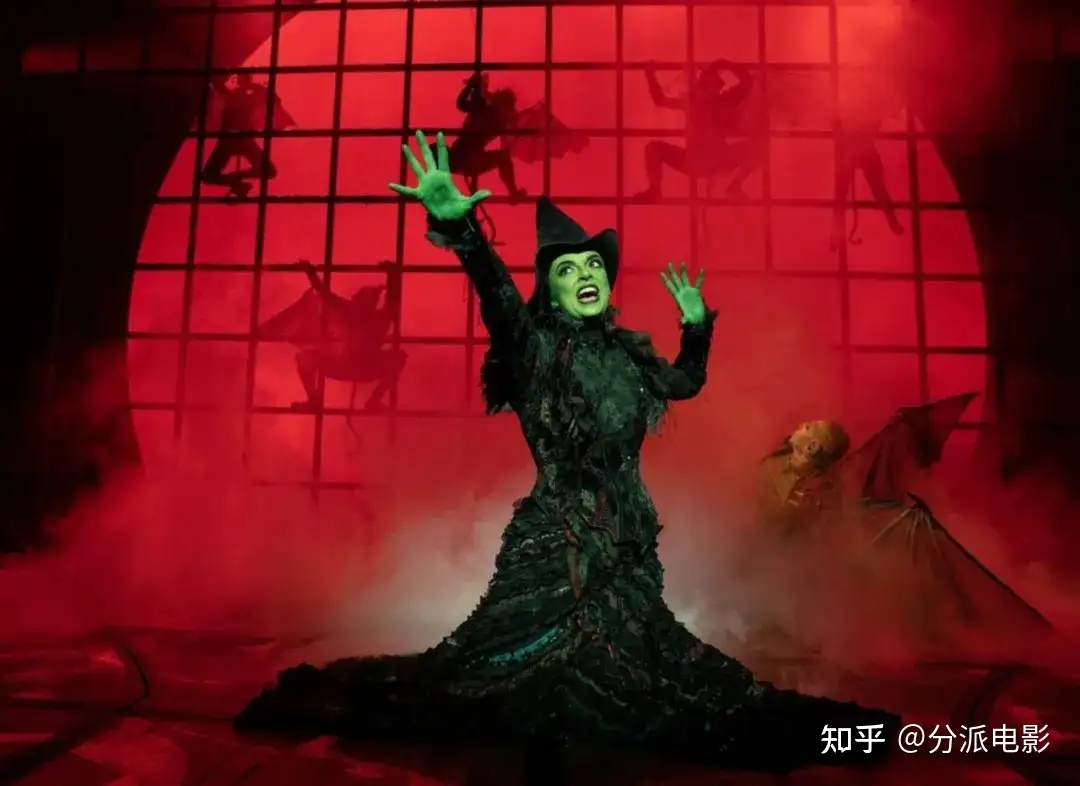 《魔法坏女巫》慎入!外媒吹爆居然是年度诈骗?