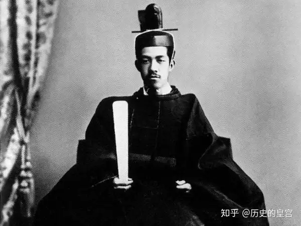 智力低下的日本天皇，曾经让日本国体尽失，却受万民敬仰，为何？ - 知乎