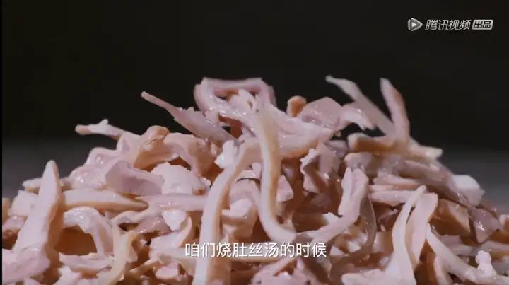 又杀出一部舔屏大片！深夜刷完的我正在暴风哭泣