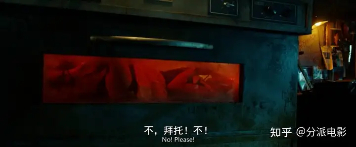 恐怖电影《感恩节》杀疯了,这R级恐怖片看起来太爽了!