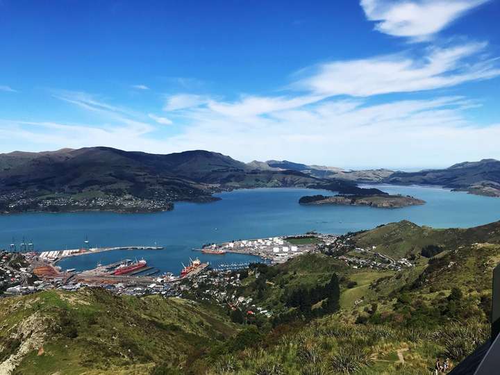 从工作机会生活便利程度环境各方面综合对比奥克兰惠灵顿及基督城三个