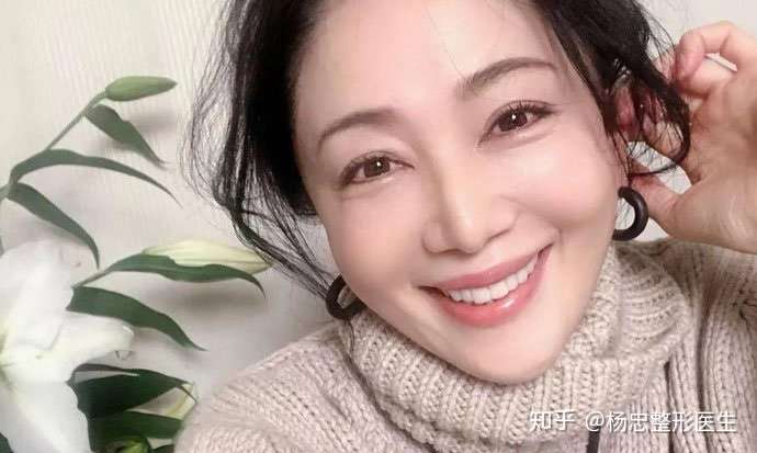 姐弟恋算什么 现在都流行母子恋 知乎