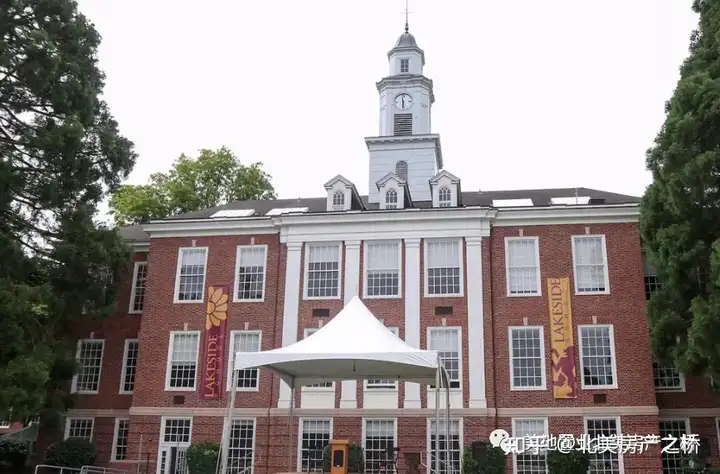 创建于1919年的湖滨中学(lakeside school)是西雅图地区,也是华盛顿州