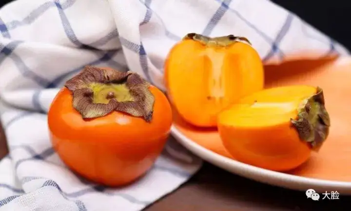 柿子这种水果 让你润肺 健脾益胃 连柿蒂 柿叶都是宝 知乎