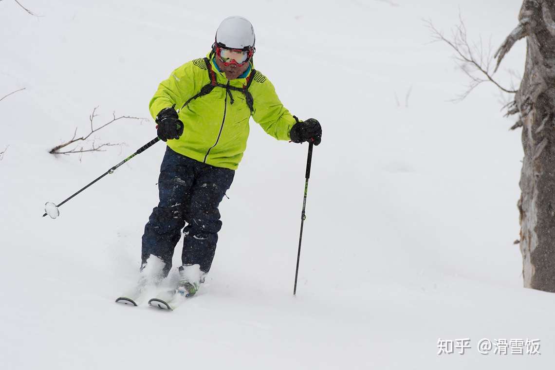 85岁的滑雪挑战 珠穆朗玛峰最高龄的登顶者三浦雄一郎 知乎