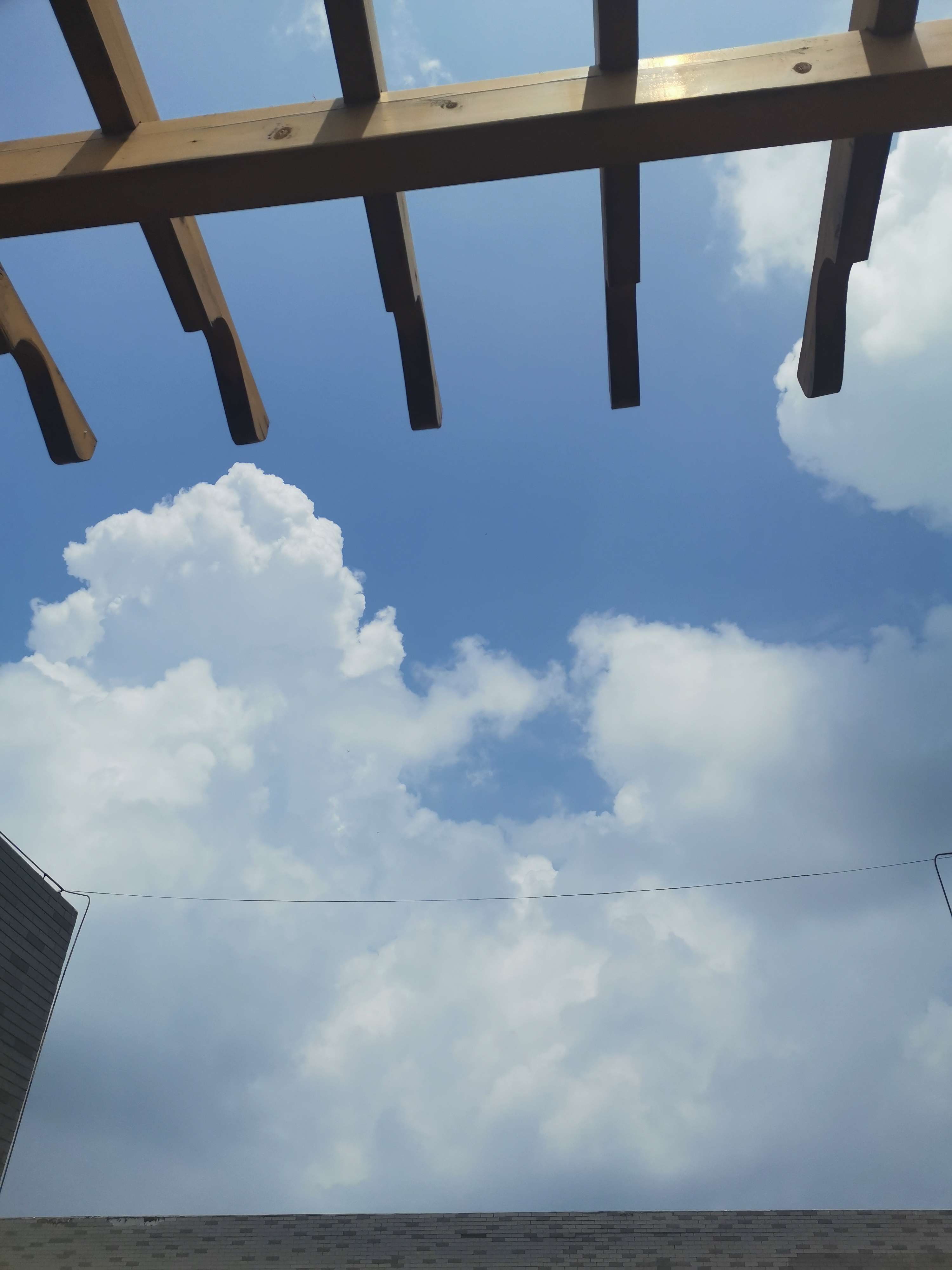 馨馨 的想法: 上一秒清空万里,下一秒狂风暴雨 | #知乎… - 知乎