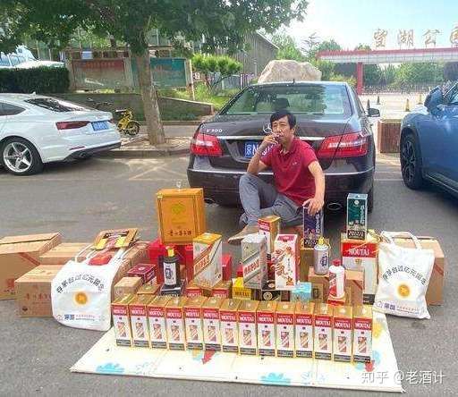 老酒计 以酒会友,纵享百味人生 40人 赞同了该文章 最近一个大叔摆