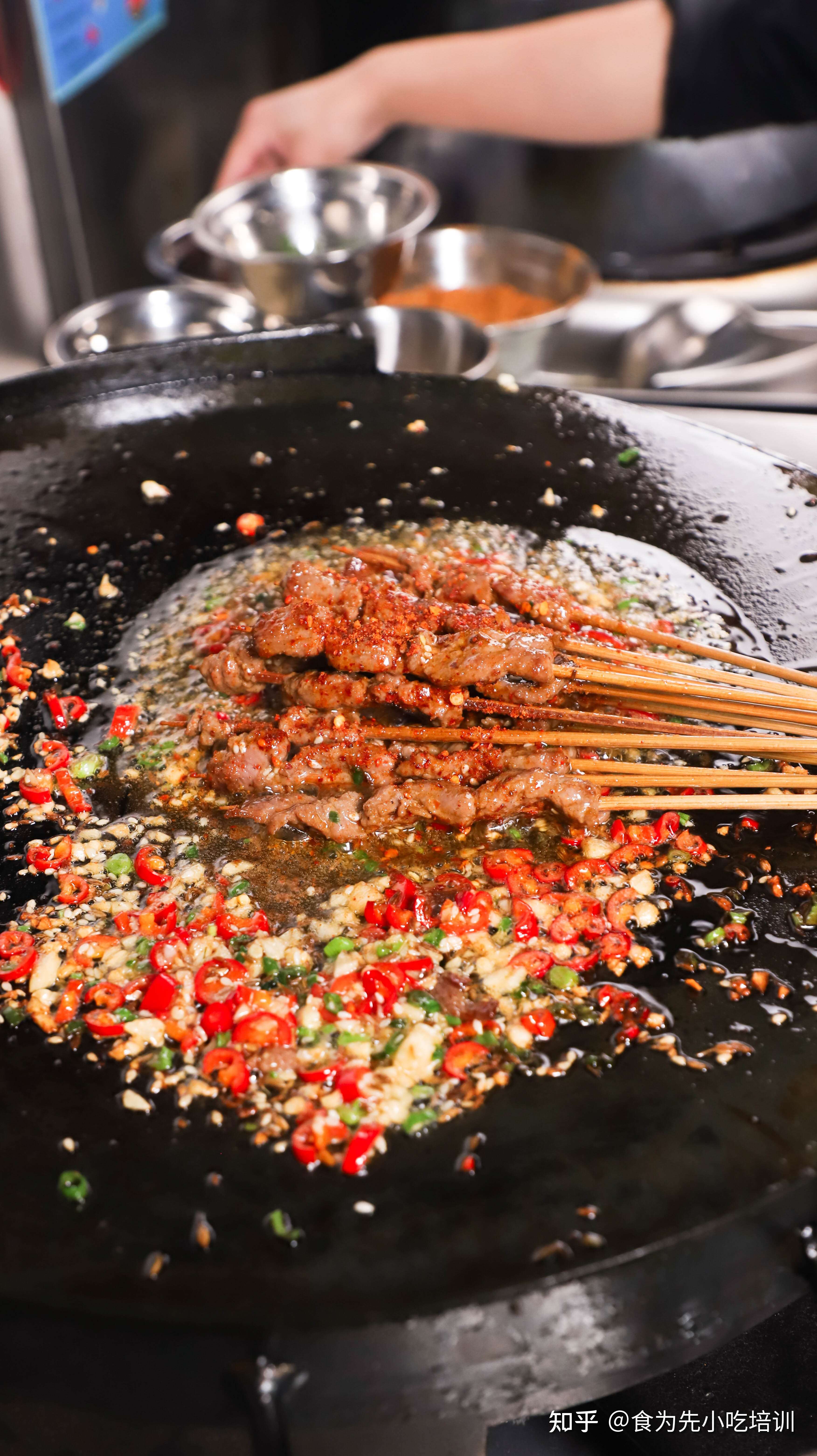 食为先小吃培训 的想法: 谁卖谁火的烈火牛肉~ 网红属性吃货的最爱