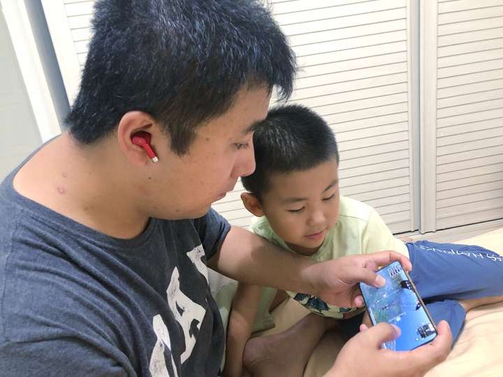 高性价比游戏耳机哪家强?低延迟不卡顿,西圣Olaf蓝牙耳机强势来袭