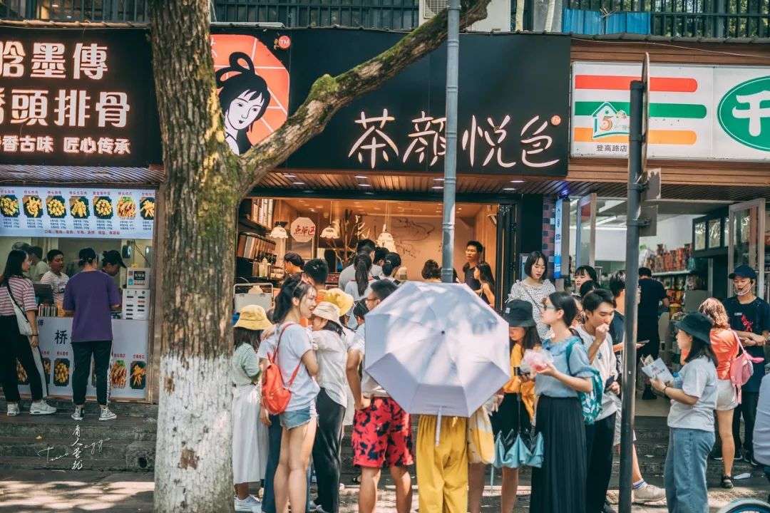 你用生命排队的网红店 很可能是山寨的 知乎