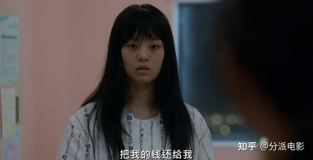 《神病房也会迎来清晨》全员精神病?这年末黑马治愈又致郁!