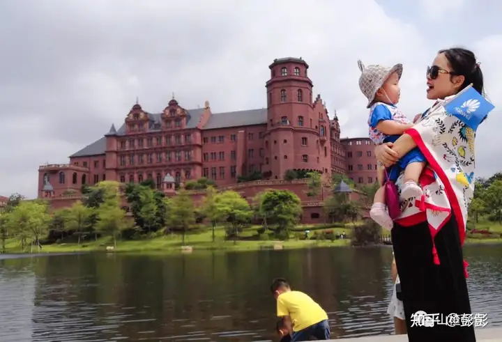 26|简短的自我介绍（简短的自我介绍范文三篇）