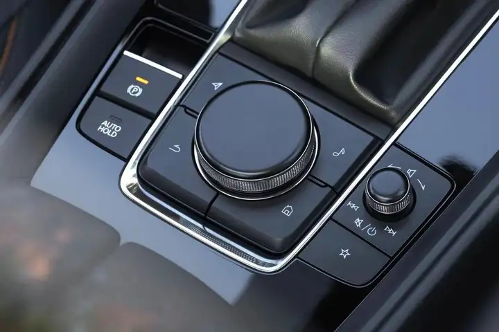 MAZDA CX-50内饰首次曝光 主设计师连线解读共入自然之美