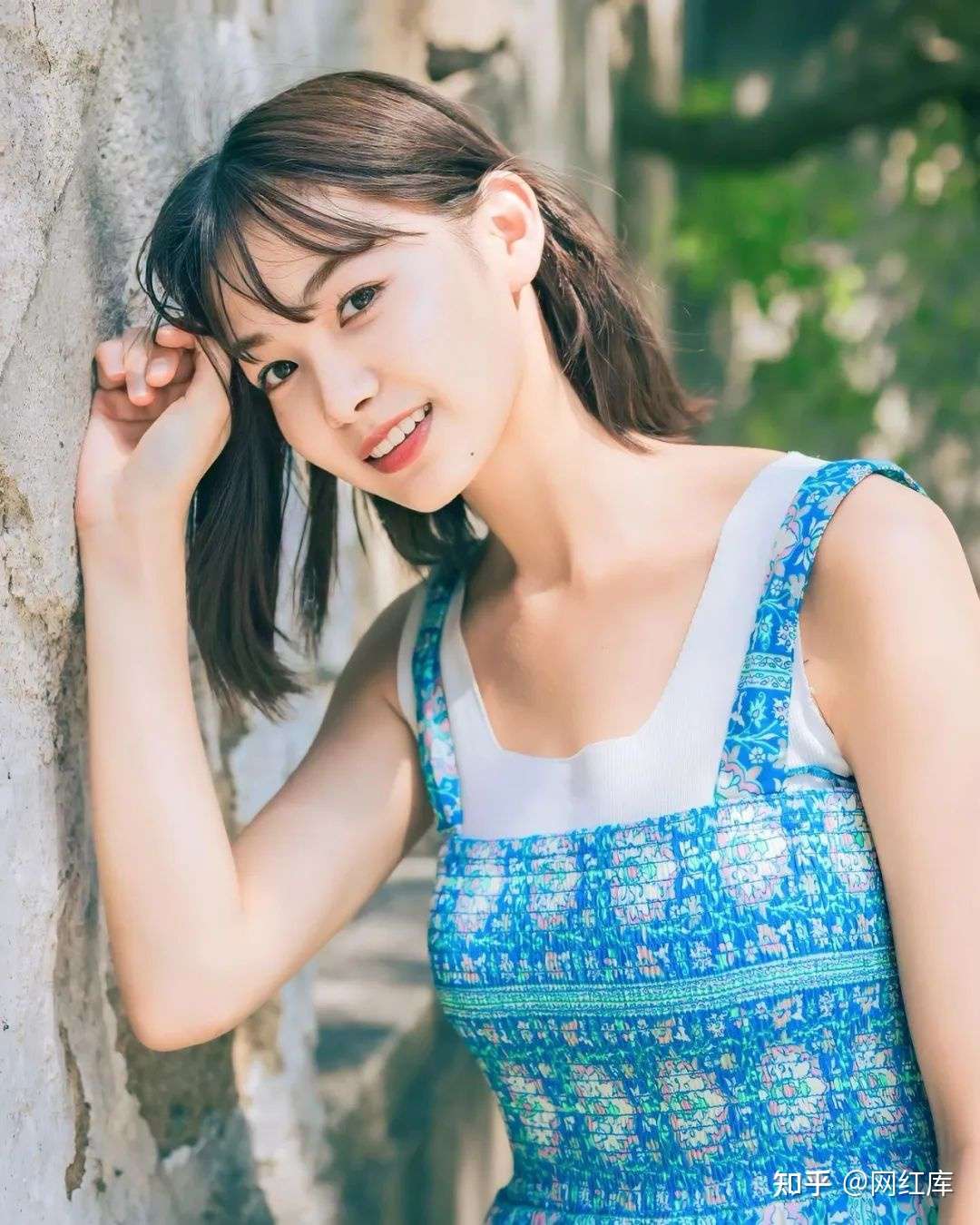 吉泽遥奈 | 21岁的写真新星，阳光开朗的笑容与童颜丰满身材 Facebook-第6张