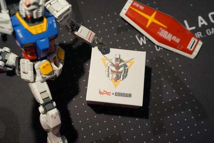 zomo高達rx782聯名金屬鍵帽開箱