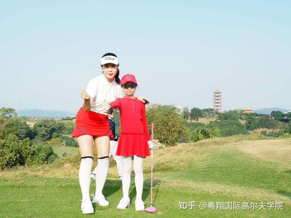 青少年高尔夫周末兴趣班 高尔夫兴趣班哪家好 知乎