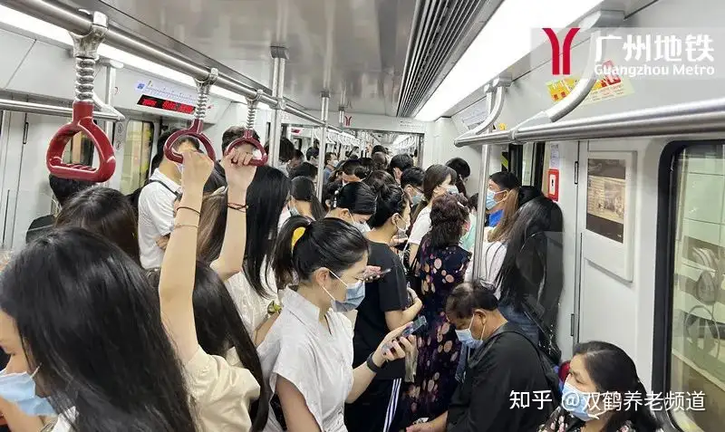 你知道吗？经常坐地铁的人通常都有这几个特征- 知乎