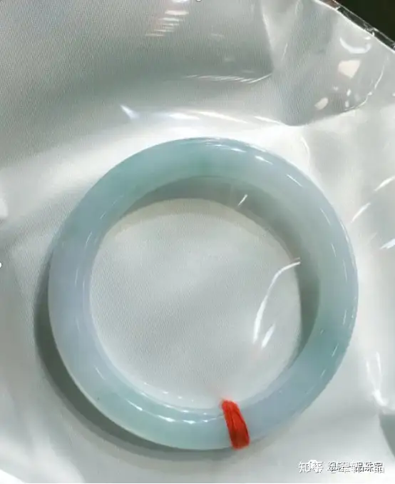 翠轩一品-翡翠手镯款式详解以及佩戴宜忌