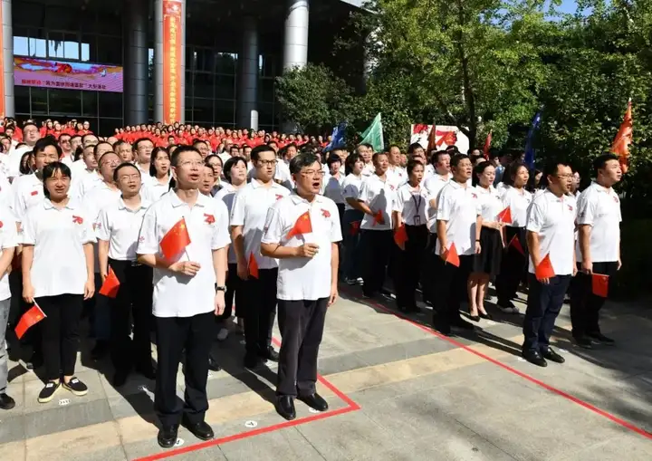 亚运会全场观众唱《我爱你中国》（亚运会全场观众唱《我爱你中国》视频） 第4张