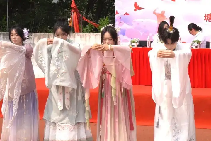 正青春 向未来 | 2025塘栖校区高三成人礼(图21)