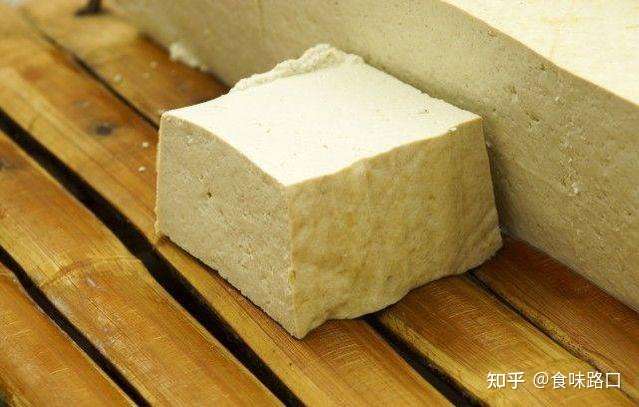 教你葱烧豆腐的家常做法 方法简单 味道好吃 看一遍就能学会 知乎