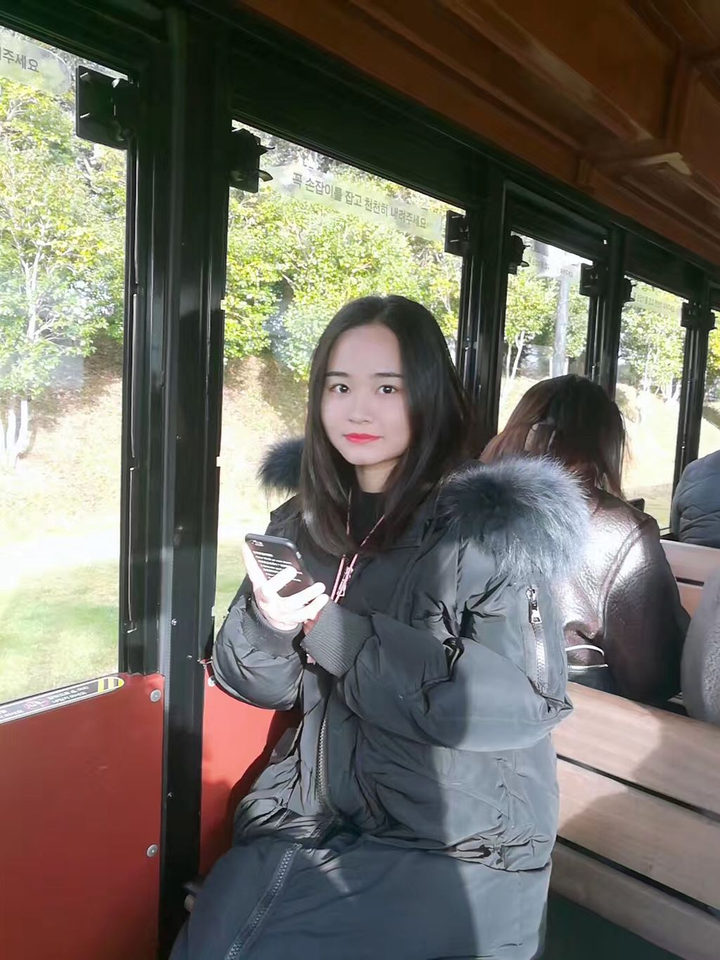 温州推荐甜美可爱长相温柔的邻家妹妹皮肤白的能反光