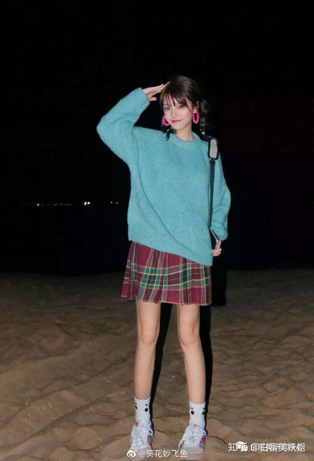 17岁靠脸火成 美少女top1 却当摇钱树包养丑男友 恋爱脑还是被pua了 知乎