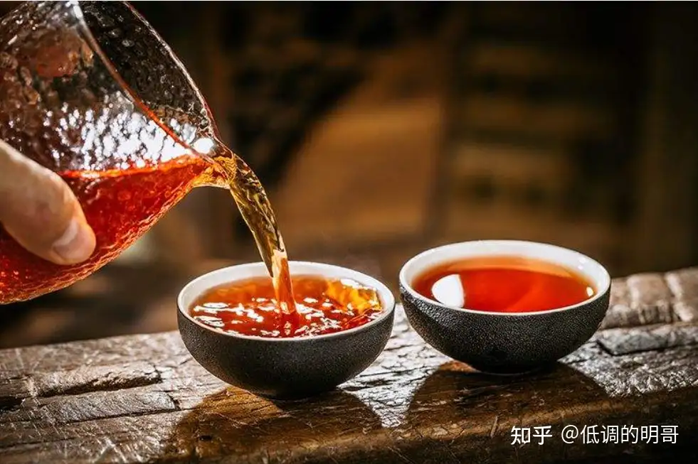 有哪些好喝的普洱茶推荐 高性价比 正宗的普洱茶有哪些 普洱茶哪些品牌好 大益 吉普号 下关 沧澜古茶 庆丰祥 有哪些普洱茶适合做口粮茶 有哪些高端普洱茶 适合送礼 礼品茶 普洱茶的功效 普洱茶选购指南