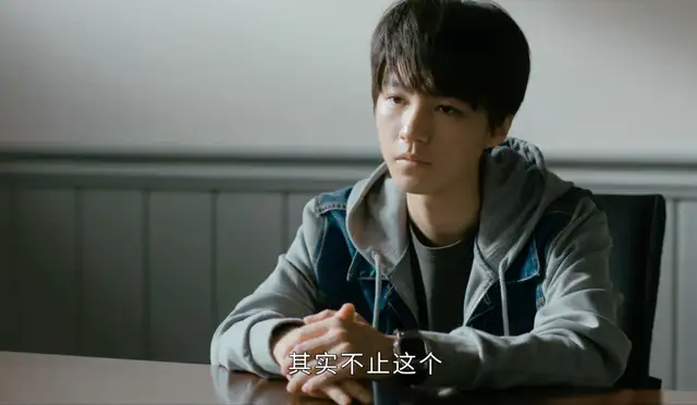 《重生之门》惊喜上线，王俊凯演技在线成功转型成演员(重生之门电视剧王俊凯女主)