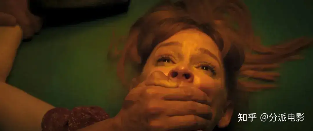 《迷离暗夜》神作归来为何口碑暴跌?评论区骂惨了!