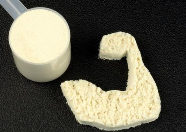 蛋白粉热潮：哪些人群该补充乳清蛋白？