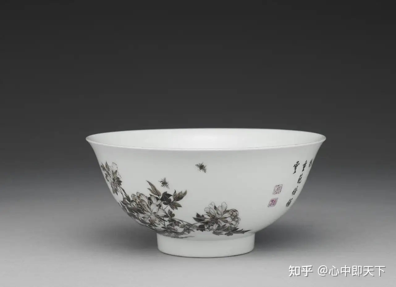 割引大清雍正琺瑯彩錦鶏牡丹紋碗景徳鎮 陶磁器 装飾品 現代工芸品 美術