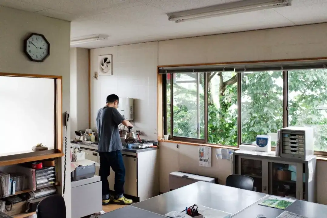 他是被封神的亚洲木匠 沉迷工作26年 我的目标是世界第一 知乎