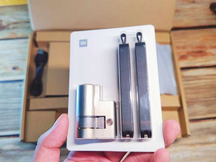 小米智能门锁Pro全测评:有眼力见儿!更安全!