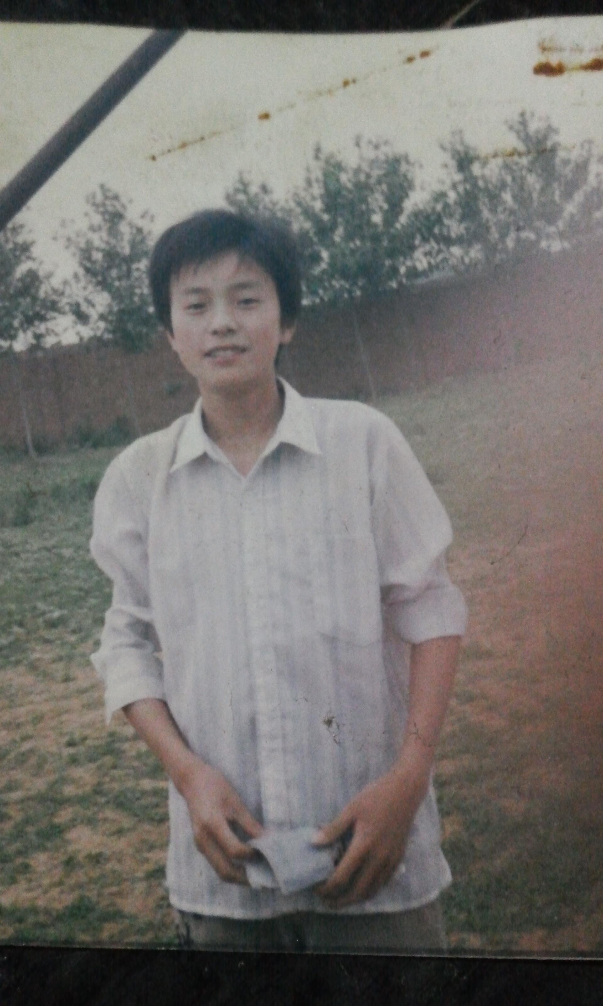 再次看到十年前自己的照片的时候是什么感受?