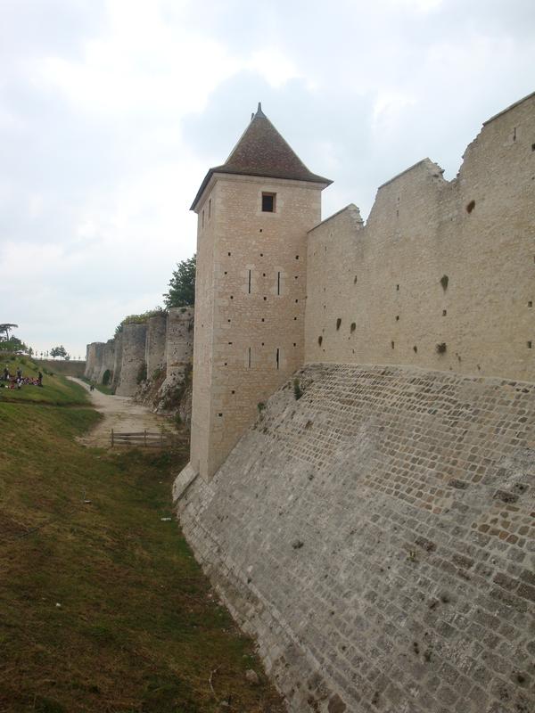 巴黎有什么鲜为人知却值得去玩的地方?