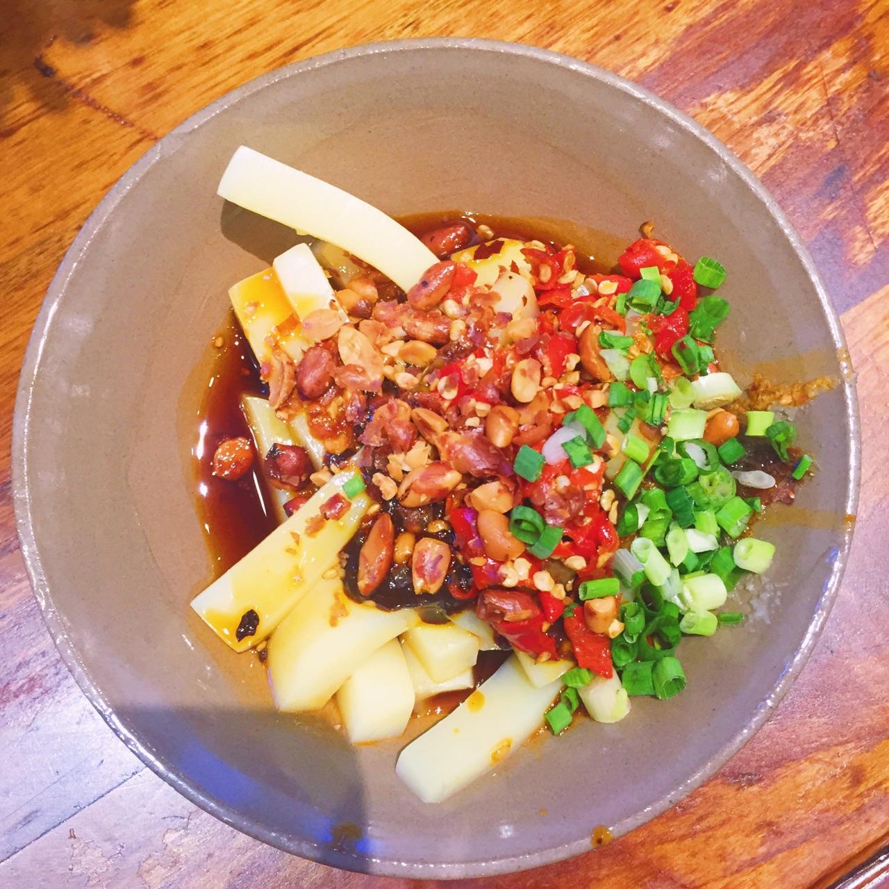 求一篇成都和重庆旅游(吃喝)攻略? - Nyanco H