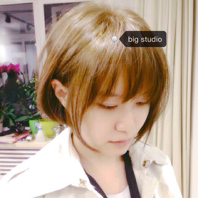 <em>烫头发</em>是去外面烫一次比较伤呢还是每天<em>自己用</em>