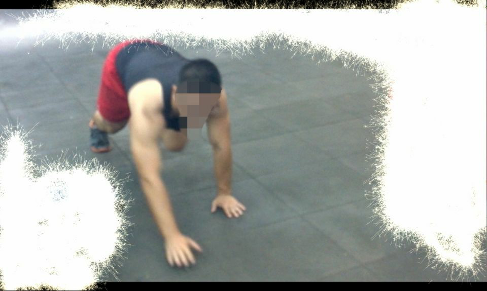 众目睽睽之下在大街上一个人练爬是怎样的体验