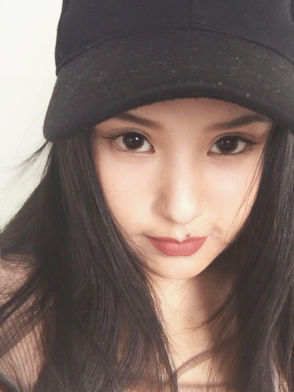 亚洲女生怎么化妆可以化成很欧美很tanned的感