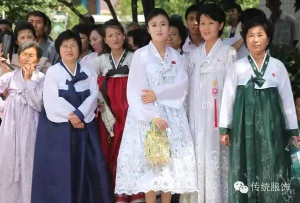 【新しい】 北 朝鮮 人民 服