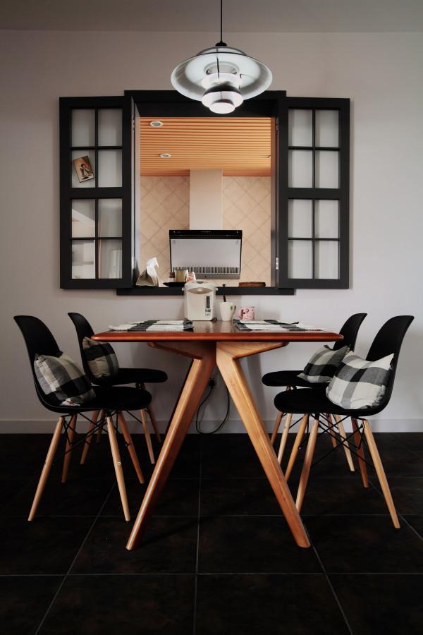 当我谈论伊姆斯椅的时候,它不是一把椅子,它是一个椅子的家族.