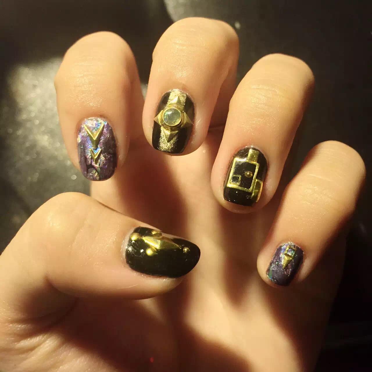 有什么设计简单但很好看的指甲油图案? - 知乎