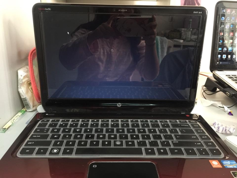 笔记本电源线不小心拔出,然后电脑开机就黑屏