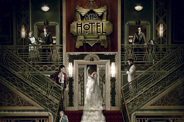 【美剧影评】《american Horror Story Hotel：美国恐怖故事 旅馆》第五季影评：血腥华丽的邪典秀 知乎