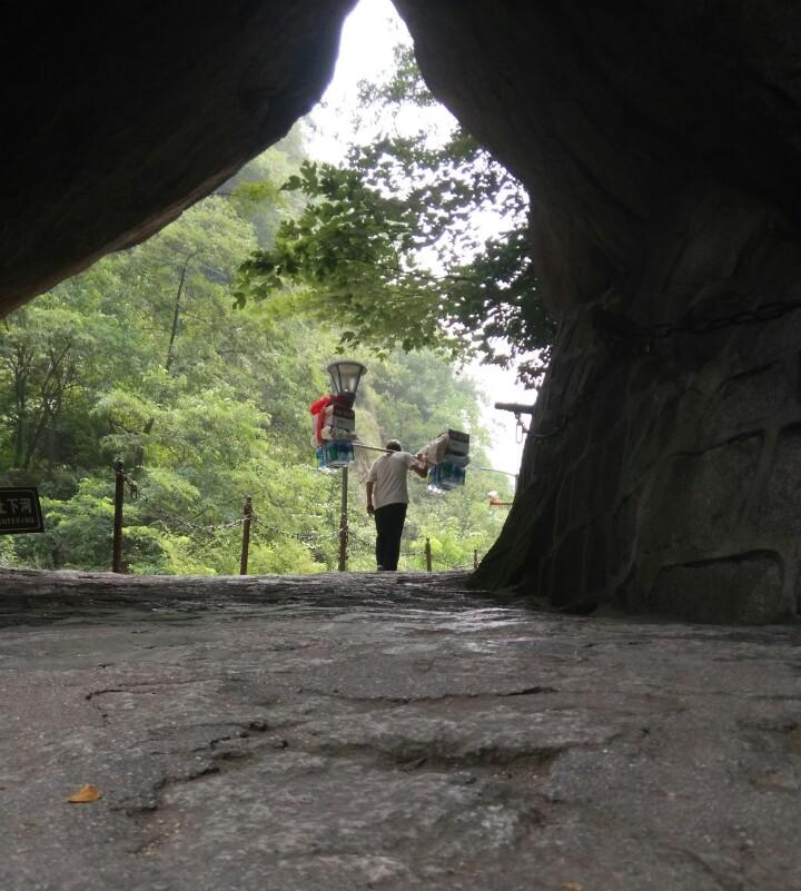 重庆成都西安 哪个适合独自旅游?