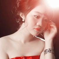 周冰冰自由职业